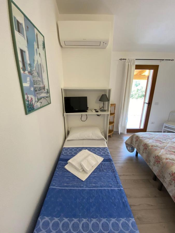 Molti Mari B&B Resort Ольбия Экстерьер фото