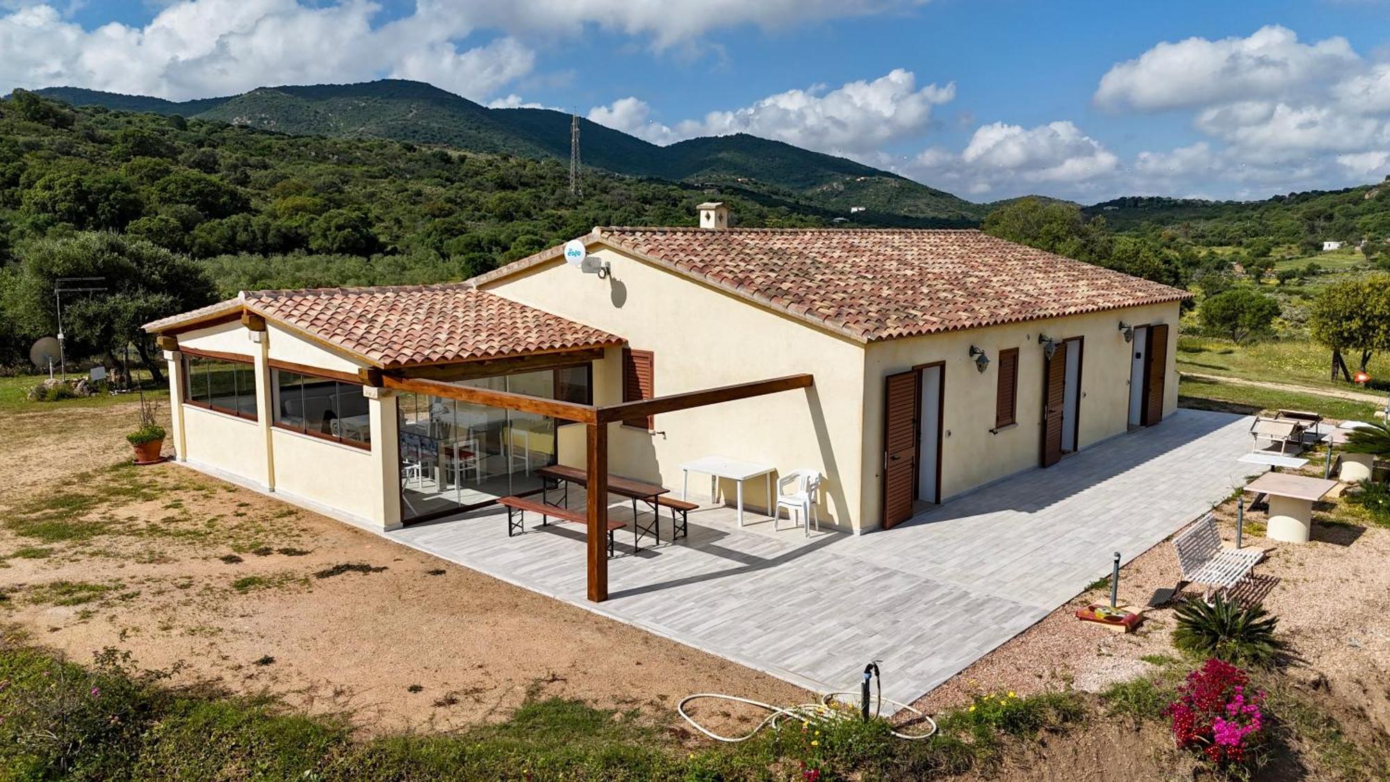 Molti Mari B&B Resort Ольбия Экстерьер фото