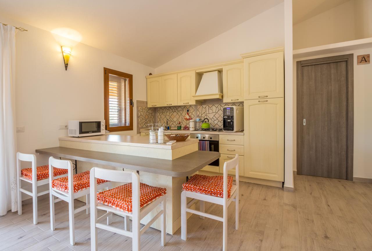 Molti Mari B&B Resort Ольбия Экстерьер фото